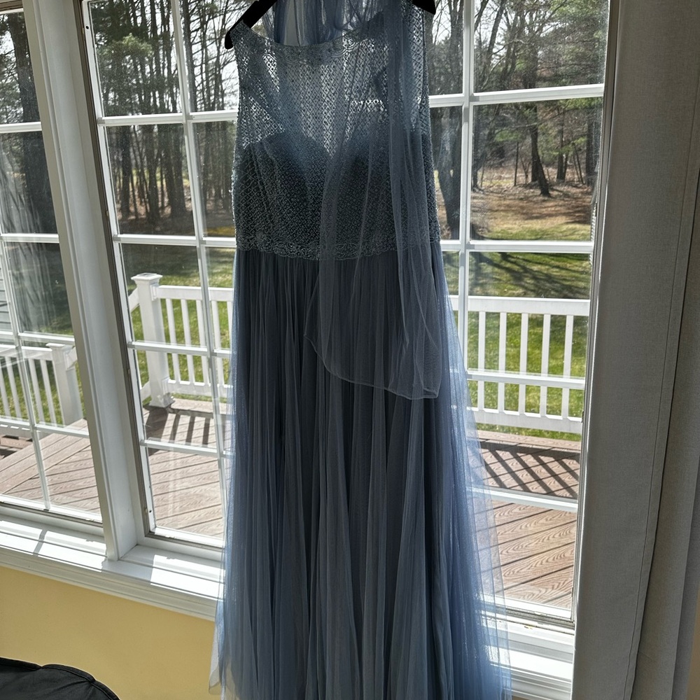 Elegant Blue Tulle Gown